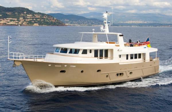 OCEA_yachts_Akissi_2008-13.jpg